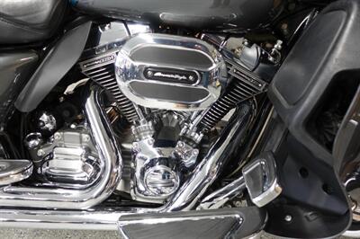 2015 Harley-Davidson CVO Limited Electra Glide   - Photo 15 - Kingman, KS 67068
