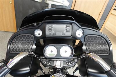 2017 Harley-Davidson Road Glide   - Photo 43 - Kingman, KS 67068