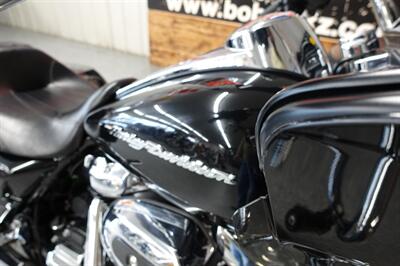 2017 Harley-Davidson Road Glide   - Photo 18 - Kingman, KS 67068
