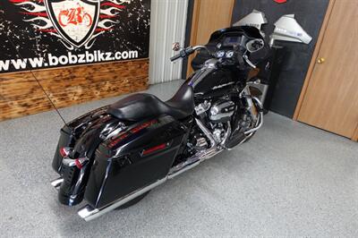 2017 Harley-Davidson Road Glide   - Photo 8 - Kingman, KS 67068