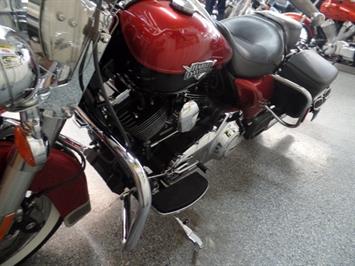 2013 Harley-Davidson Road King Classic   - Photo 14 - Kingman, KS 67068