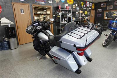 2023 Harley-Davidson Road Glide Limited   - Photo 6 - Kingman, KS 67068