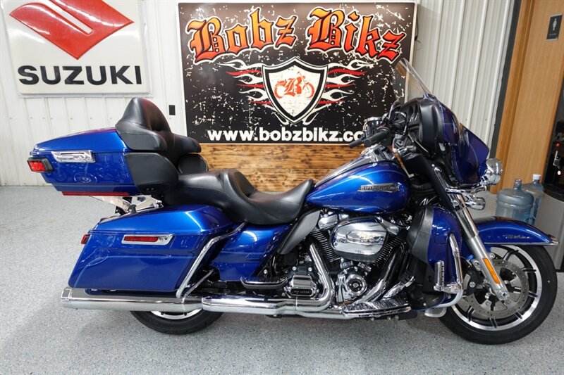 2017 Harley-Davidson Ultra Classic   - Photo 1 - Kingman, KS 67068