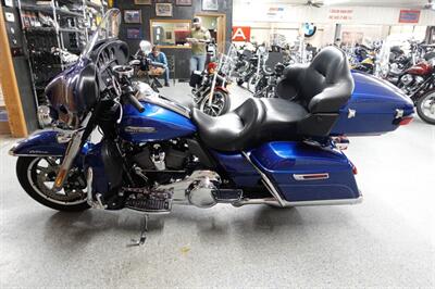 2017 Harley-Davidson Ultra Classic - Photo 5 - Kingman, KS 67068