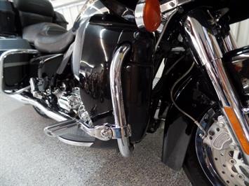 2001 Harley-Davidson Road Glide CVO   - Photo 14 - Kingman, KS 67068
