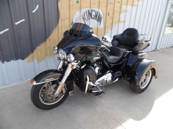 2014 Harley-Davidson Triglide   - Photo 2 - Kingman, KS 67068