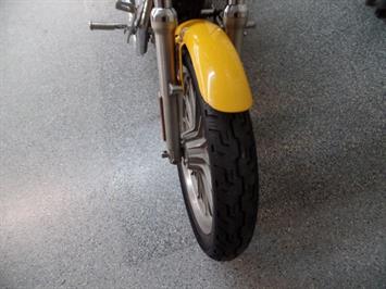 2000 Harley-Davidson Sportster 883 Custom   - Photo 4 - Kingman, KS 67068