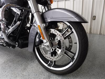 2014 Harley-Davidson Street Glide Special   - Photo 3 - Kingman, KS 67068
