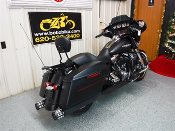 2014 Harley-Davidson Street Glide Special   - Photo 11 - Kingman, KS 67068