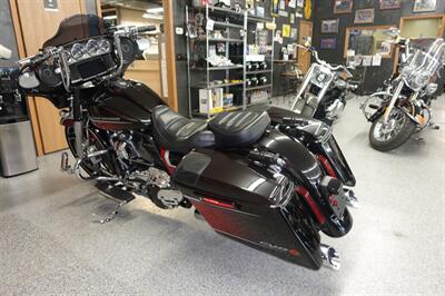 2021 Harley-Davidson Street Glide CVO   - Photo 7 - Kingman, KS 67068