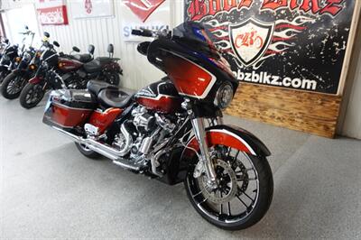 2021 Harley-Davidson Street Glide CVO   - Photo 3 - Kingman, KS 67068