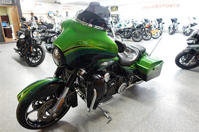 2011 Harley-Davidson Street Glide CVO   - Photo 4 - Kingman, KS 67068