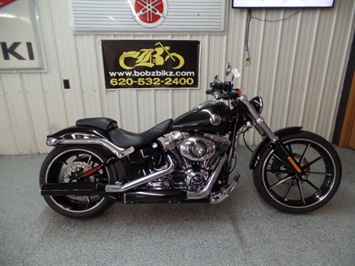 2014 Harley-Davidson Breakout   - Photo 1 - Kingman, KS 67068