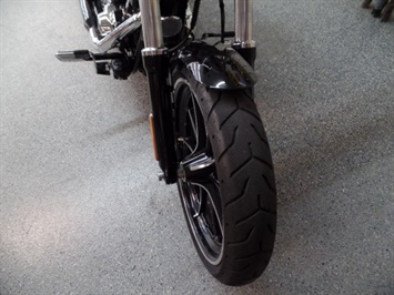 2014 Harley-Davidson Breakout   - Photo 4 - Kingman, KS 67068