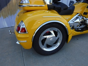 2009 Honda Gold Wing 1800 Trike CSC   - Photo 12 - Kingman, KS 67068
