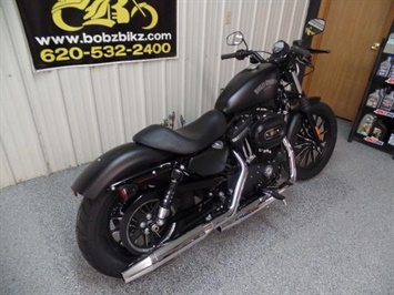 2015 Harley-Davidson Sportster 883 Iron   - Photo 3 - Kingman, KS 67068