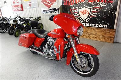 2011 Harley-Davidson Street Glide   - Photo 3 - Kingman, KS 67068