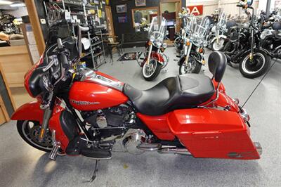 2011 Harley-Davidson Street Glide   - Photo 6 - Kingman, KS 67068