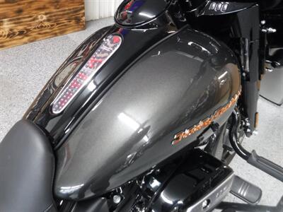 2019 Harley-Davidson Street Glide Special   - Photo 16 - Kingman, KS 67068