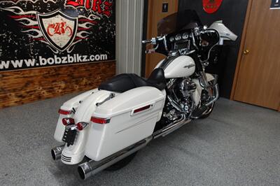 2015 Harley-Davidson Street Glide Special   - Photo 8 - Kingman, KS 67068