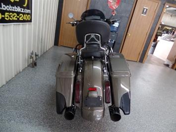 2014 Harley-Davidson Road King CVO   - Photo 12 - Kingman, KS 67068