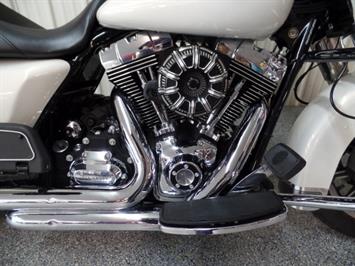 2015 Harley-Davidson Road King Standard   - Photo 9 - Kingman, KS 67068