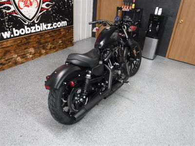 2017 Harley-Davidson Sportster 883 Iron   - Photo 8 - Kingman, KS 67068