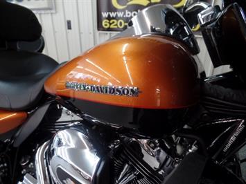 2015 Harley-Davidson Ultra Classic Limited Low   - Photo 8 - Kingman, KS 67068