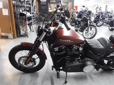 2018 Harley-Davidson Street Bob   - Photo 15 - Kingman, KS 67068
