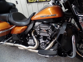 2015 Harley-Davidson Ultra Classic Limited Low   - Photo 11 - Kingman, KS 67068
