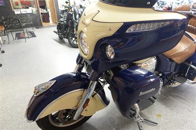 2016 Indian Roadmaster Springfield Blue and Ivory Cream   - Photo 14 - Kingman, KS 67068
