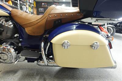2016 Indian Roadmaster Springfield Blue and Ivory Cream   - Photo 16 - Kingman, KS 67068