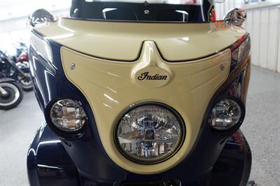 2016 Indian Roadmaster Springfield Blue and Ivory Cream   - Photo 32 - Kingman, KS 67068