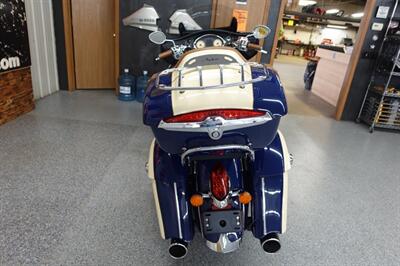 2016 Indian Roadmaster Springfield Blue and Ivory Cream   - Photo 7 - Kingman, KS 67068