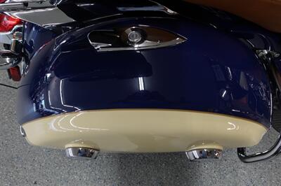 2016 Indian Roadmaster Springfield Blue and Ivory Cream   - Photo 19 - Kingman, KS 67068