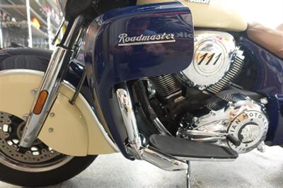 2016 Indian Roadmaster Springfield Blue and Ivory Cream   - Photo 34 - Kingman, KS 67068