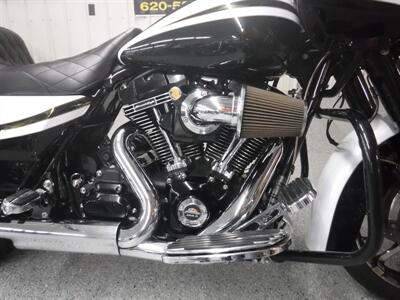 2012 Harley-Davidson Road Glide Custom CVO   - Photo 10 - Kingman, KS 67068