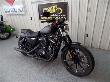 2016 Harley-Davidson Sportster 883 Iron   - Photo 2 - Kingman, KS 67068