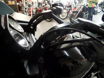 2011 Harley-Davidson Road Glide Custom   - Photo 23 - Kingman, KS 67068