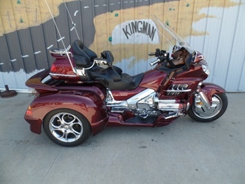 2005 Honda Gold Wing 1800 Trike Hannigan IRS   - Photo 1 - Kingman, KS 67068