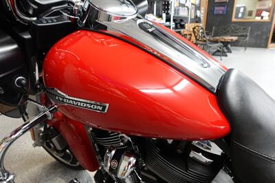 2023 Harley-Davidson Road Glide   - Photo 26 - Kingman, KS 67068