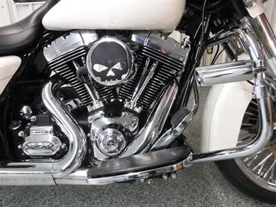 2015 Harley-Davidson Street Glide Special   - Photo 8 - Kingman, KS 67068