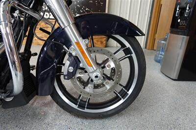 2019 Harley-Davidson Street Glide - Photo 9 - Kingman, KS 67068