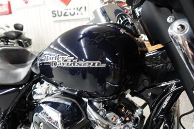 2019 Harley-Davidson Street Glide - Photo 11 - Kingman, KS 67068