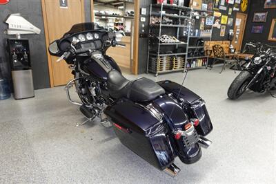 2019 Harley-Davidson Street Glide - Photo 5 - Kingman, KS 67068