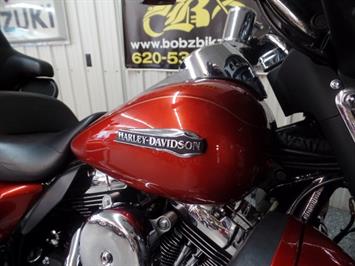 2014 Harley-Davidson Ultra Classic   - Photo 10 - Kingman, KS 67068