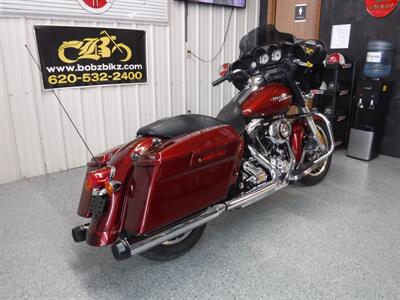 2009 Harley-Davidson Street Glide   - Photo 12 - Kingman, KS 67068