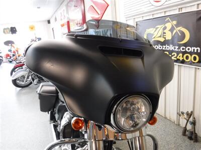 2014 Harley-Davidson Street Glide   - Photo 5 - Kingman, KS 67068