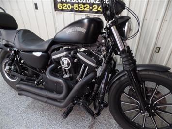 2012 Harley-Davidson Sportster 883 Iron   - Photo 9 - Kingman, KS 67068