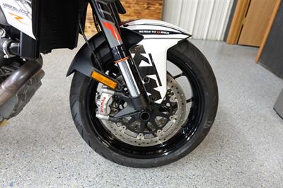 2019 KTM Superduke 1290 R   - Photo 9 - Kingman, KS 67068